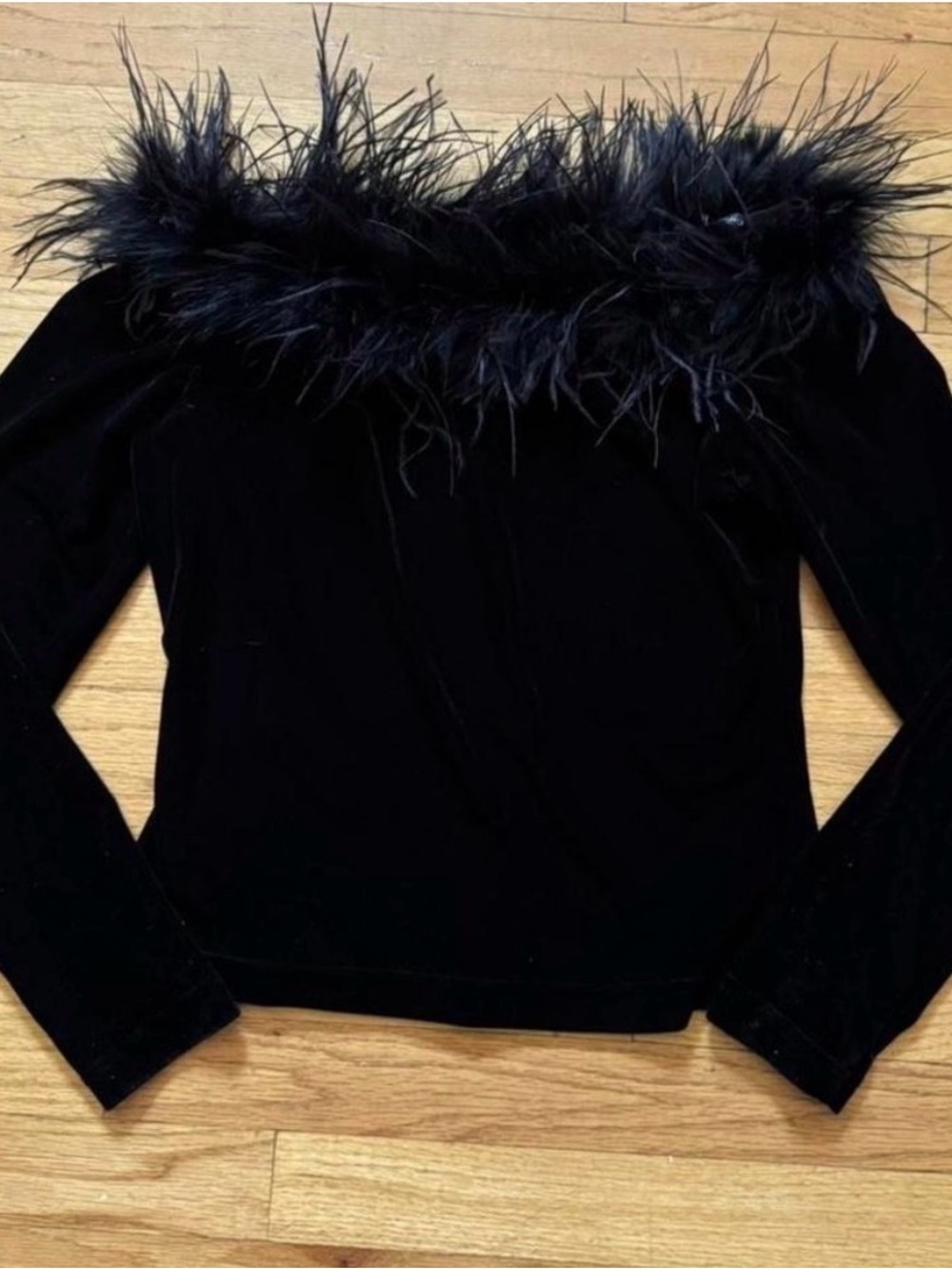 Cachet Black Feather-Trim Velvet Top with matching skirt